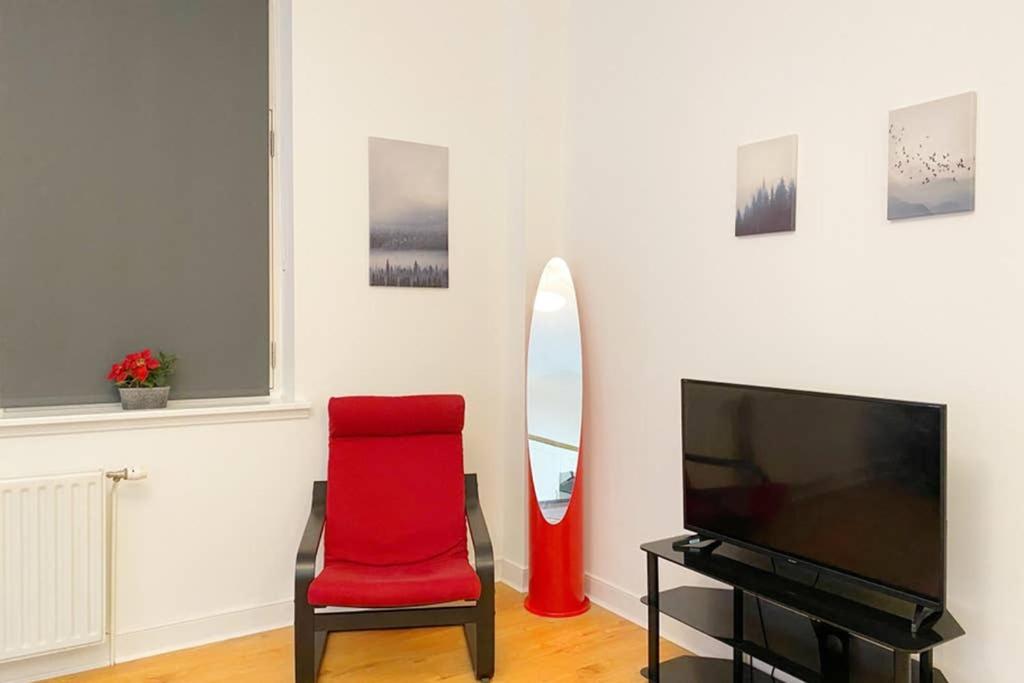 Cozy Nights - Ibrox Street Apartment Glasgow Exterior foto