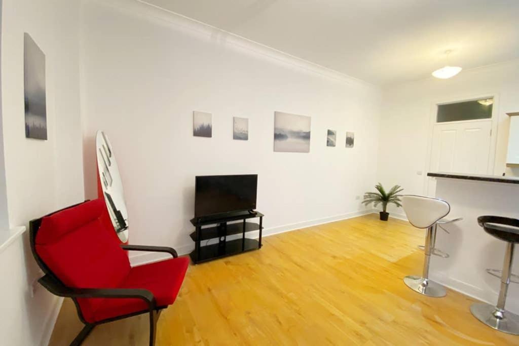 Cozy Nights - Ibrox Street Apartment Glasgow Exterior foto